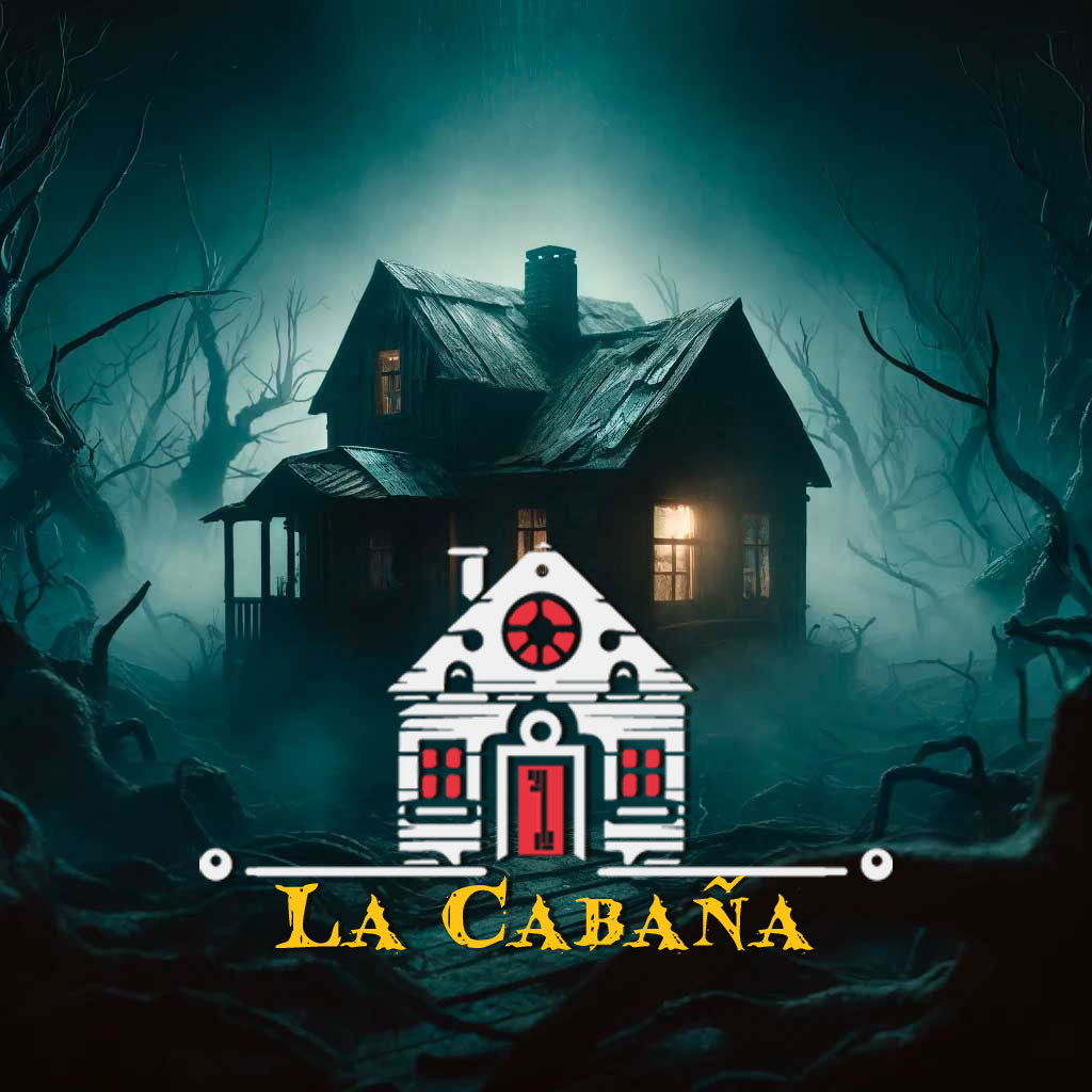 Experiencia inmersiva de terror en Almería La Cabaña: fachada de madera antigua en el bosque